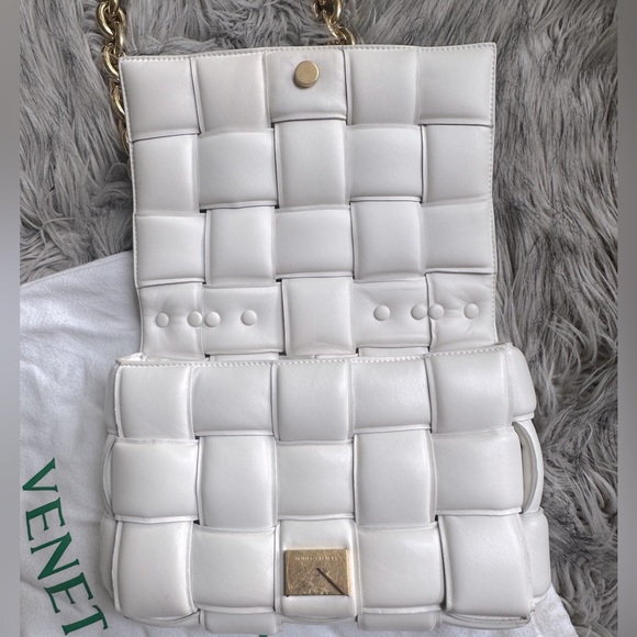 Bottega Veneta Chain Cassette Padded Intrecciato Crossbody Bag - White/Gold - Picture 2 of 14